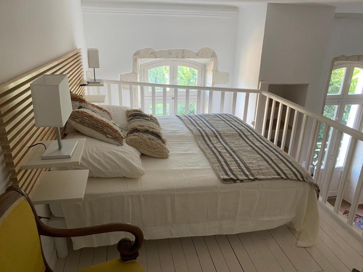 Duplex De Charme Apartment Villeneuve-les-Avignon Exterior photo